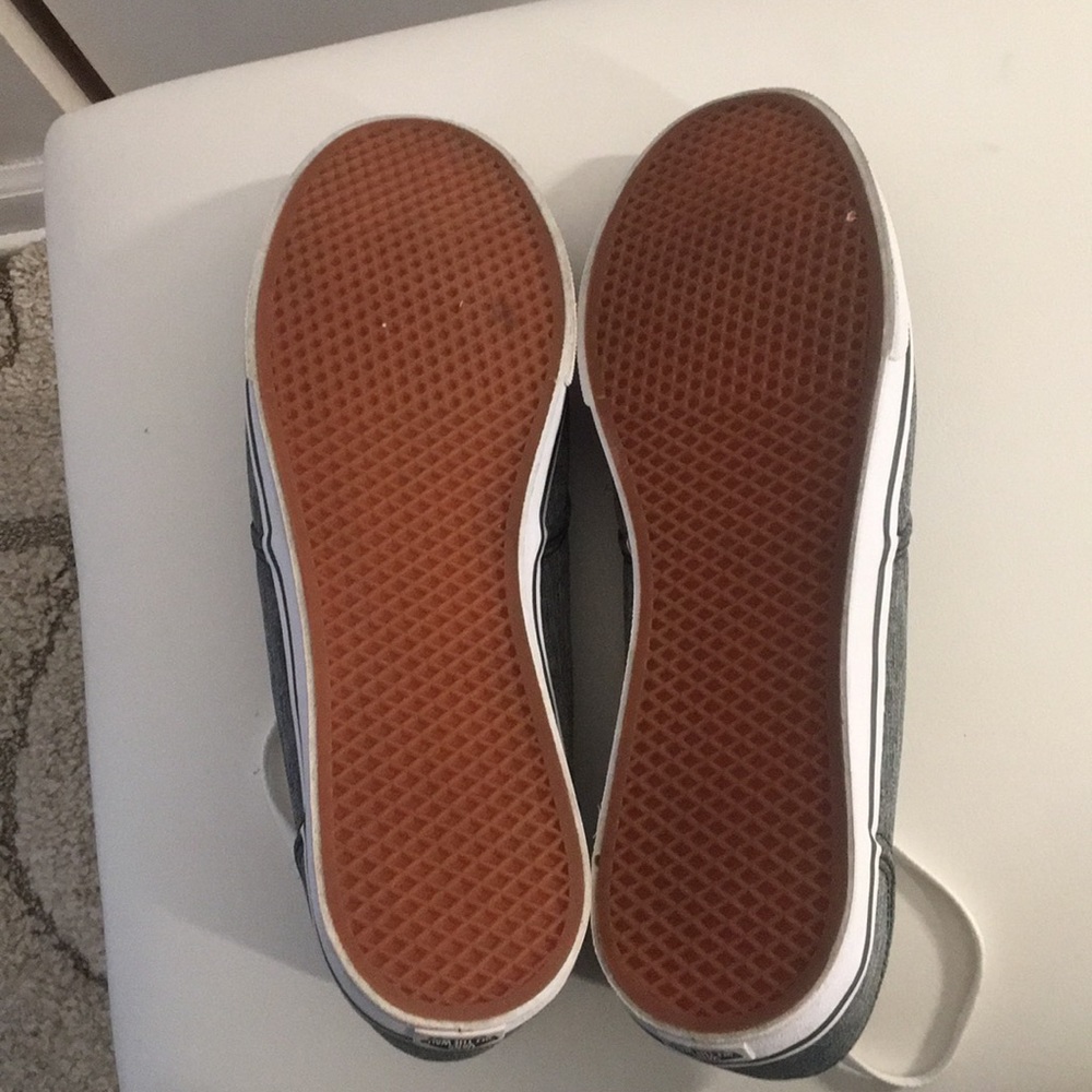 Women’s Vans - Picture 3 of 4
